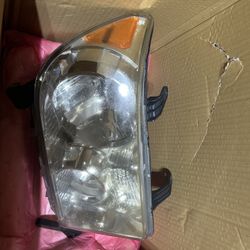 Toyota Tundra 2007 Original Headlights 