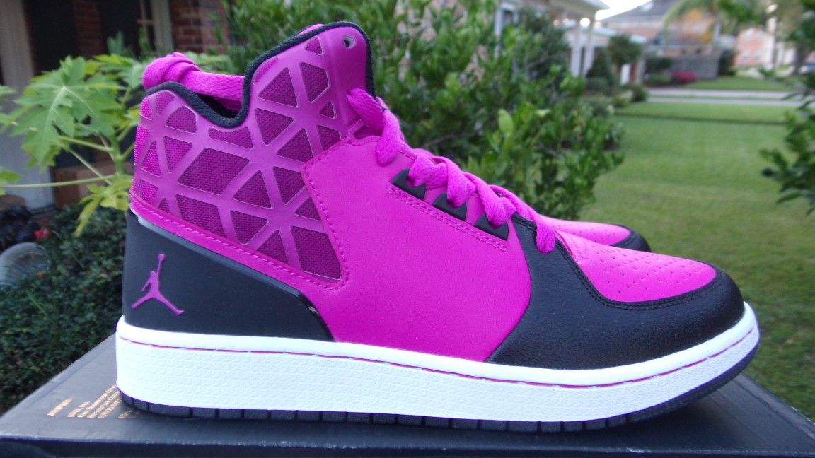 New Jordan 1 Flight 3 Girls Gs Size 7.5y