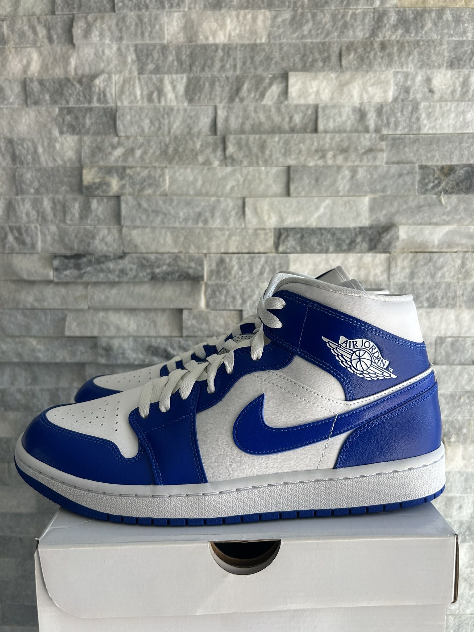 Jordan 1 Mid Dodger Blue