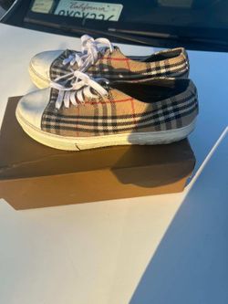 Burberry shoes