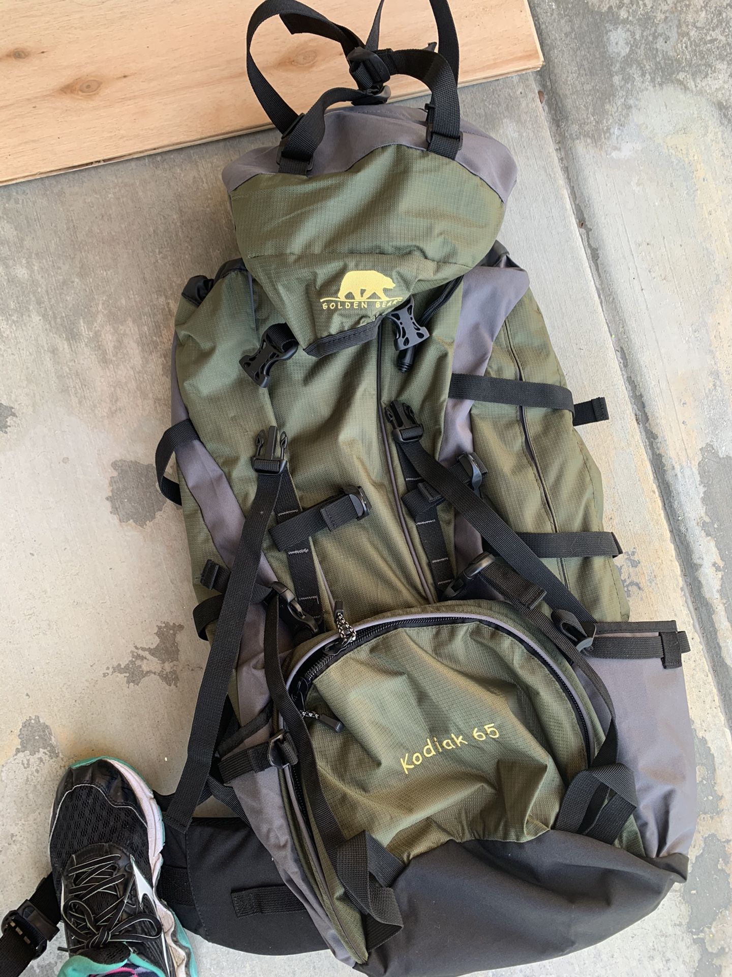 Backpacking backpack