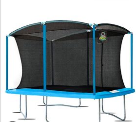 Trampoline with enclosure