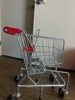 Melissa And Doug Shopping cart