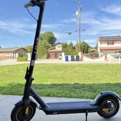 Electric scooter