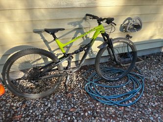 Polygon Siskiu D7 mountain bike