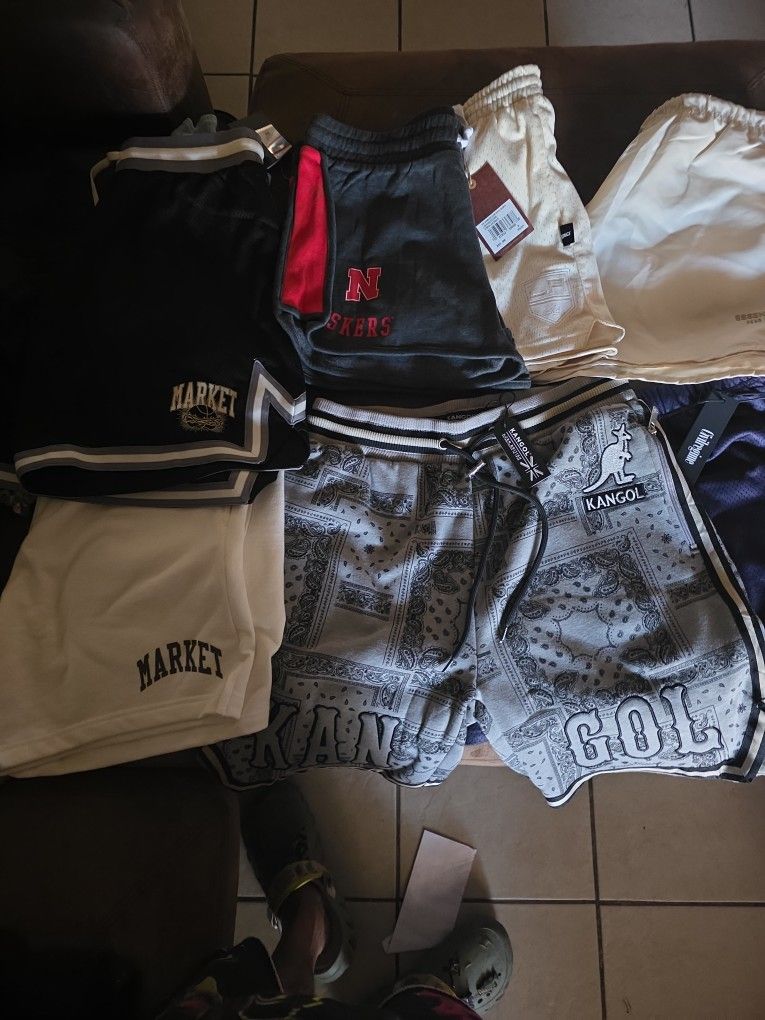 Shorts 