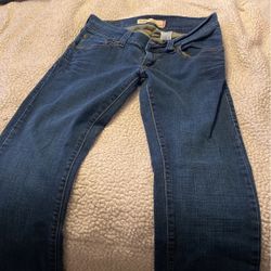 Levi’s Size9 
