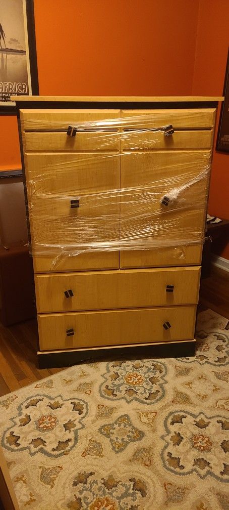 Matching Dresser's With Mirror