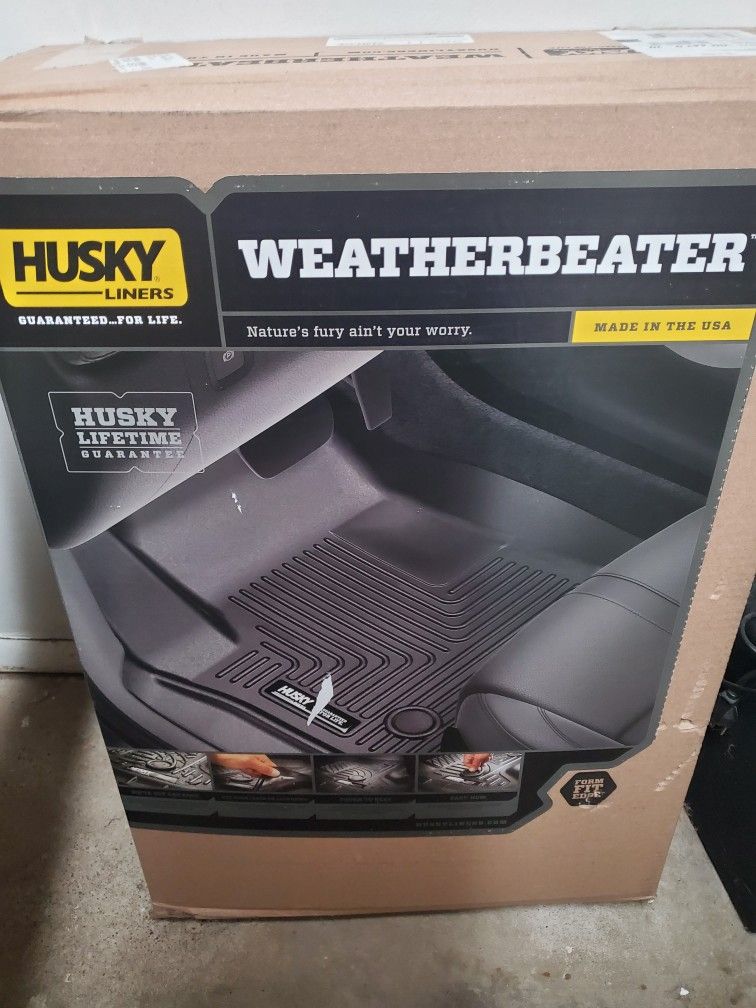 07-13 SILVERADO HUSKY FLOOR LINERS