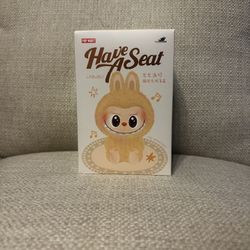 Have A Seat Labubu (QUQU)