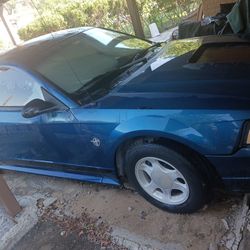 1999 Ford Mustang