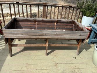 Wooden Raised Garden Bed Planter