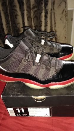 Air Jordans 11 retro low like new