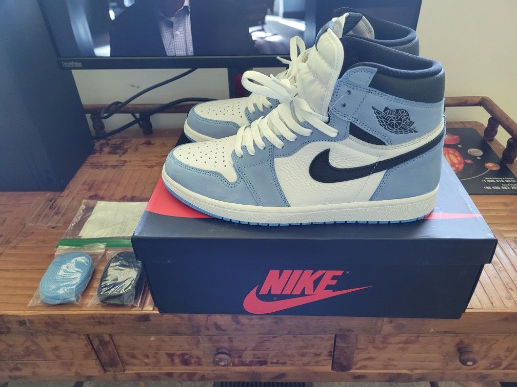 University Blue Jordan 1