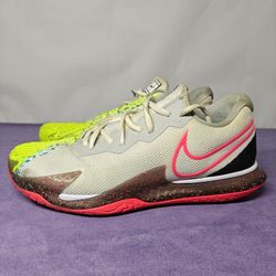 Size 10 US Nike Court Air Zoom Vapor Cage 4 HC tennis shoe Hot Lime Solar Red