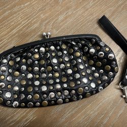 Street Level Clutch  Leather 