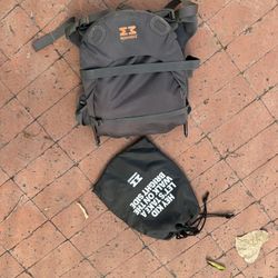 Minimeis  shoulder carrier w/ backpack and sunshade