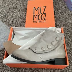 Boots Miz Mooz Wide Boot Spring Size 39. Size 9
