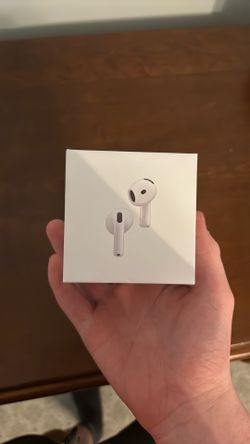 Apple AirPods With Noise Cancellation 
