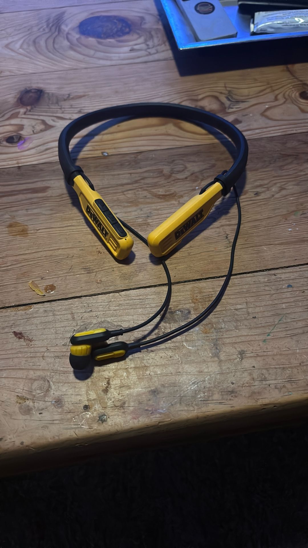 Dewalt Earbuds