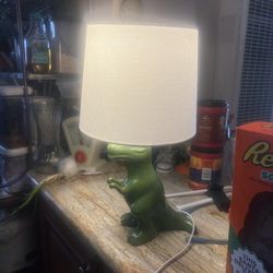 Dinosaur Lamp for kids room $10.00