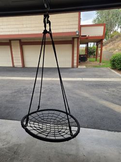 Heavy duty swing