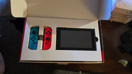 Nintendo Switch + Games + Controller