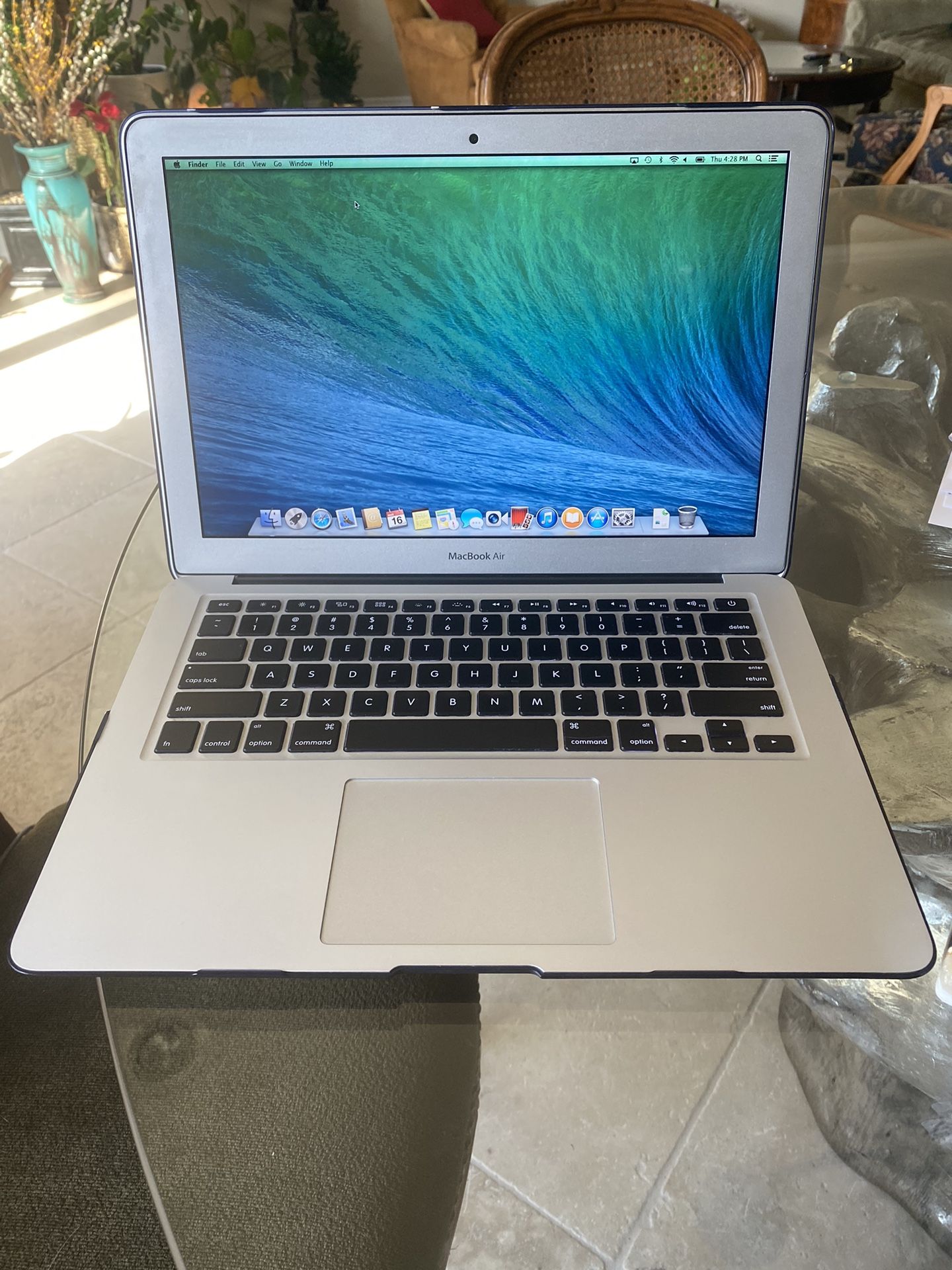 MacBook Air Laptop