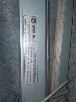 American International Electric Impulse Sealer 600 W