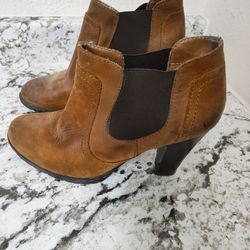 Women's Boots Heels Size 7