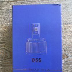 D5S headlights New in box. $100.00