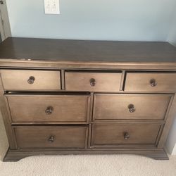 6 Drawer Dresser