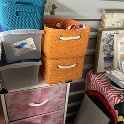 Store Containers 