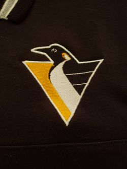 NHL Pittsburgh Penguins polo medium shirt embroidered