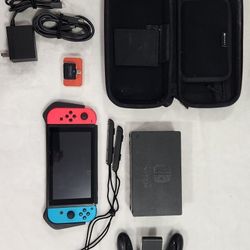 Nintendo Switch Unlocked Version – Excellent Condition – 512GB Storage – Adult Owned