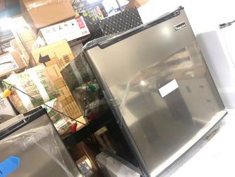 Magic Chef Mini Fridge