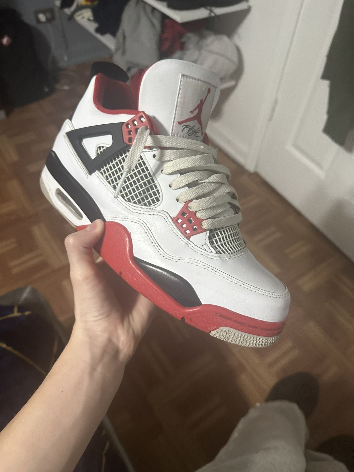 Jordan 4 Fire Red(used)