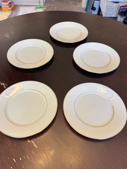 Lot of 5 Lenox Hayworth Salad Plates 8 1/4" Ivory Fine China Gold Trim USA