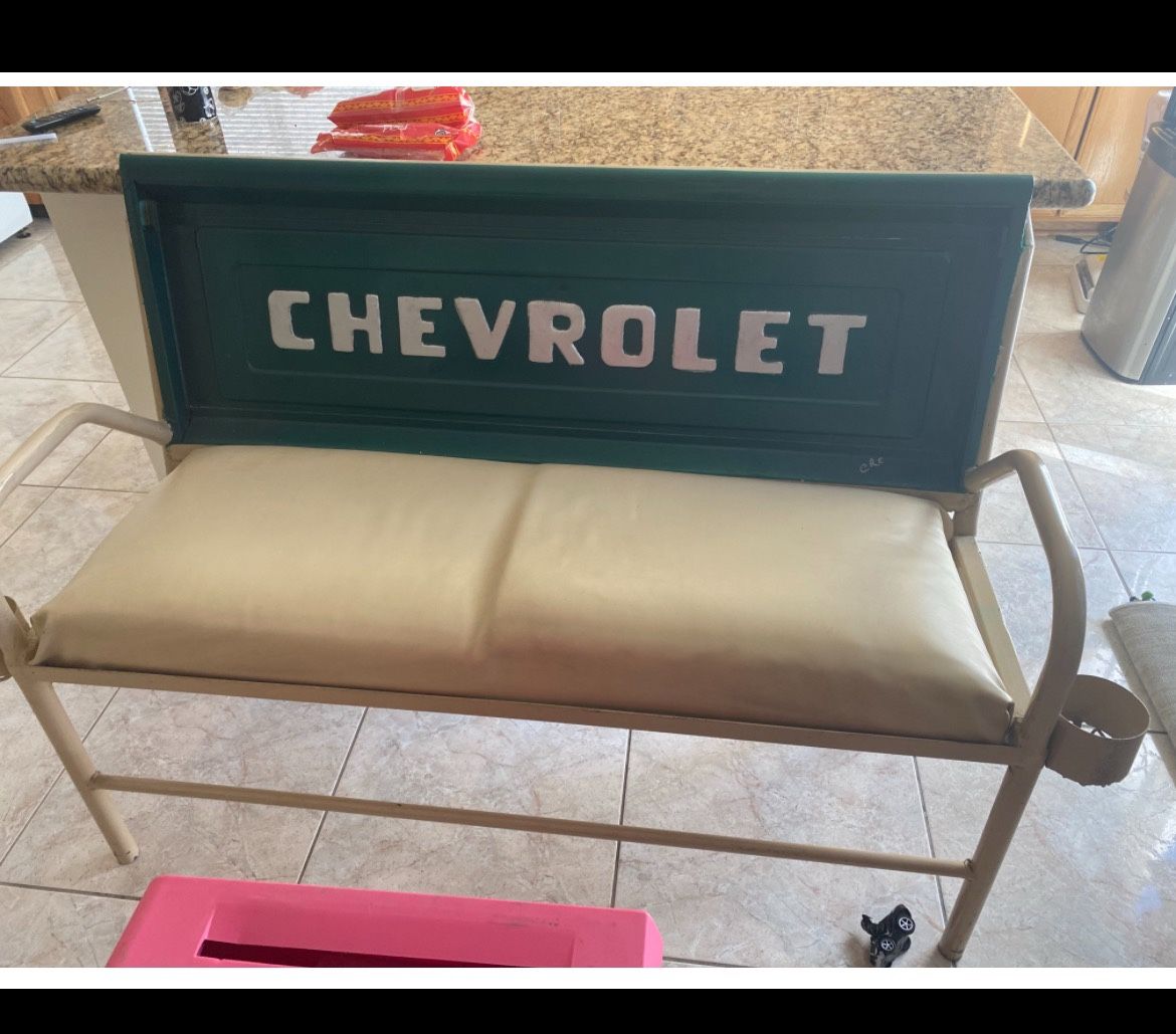 Chevy Tailgate Bench