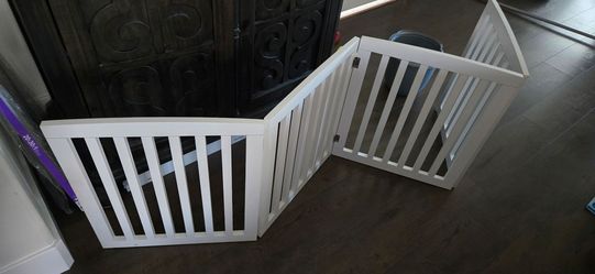 Baby/dog gate