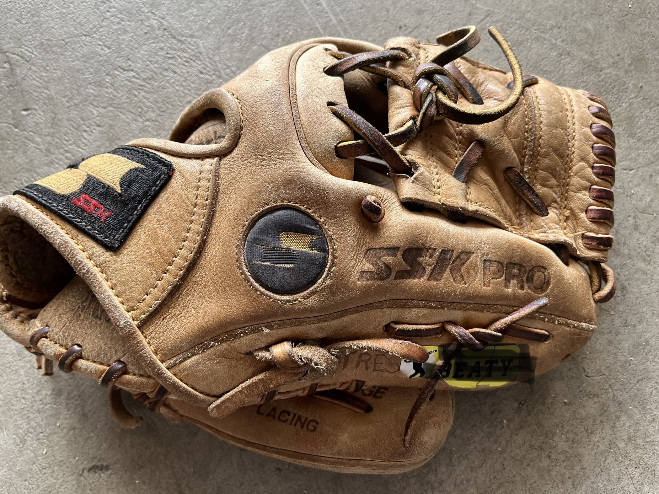 SSK Pro 11” Infielder’s Baseball Glove 