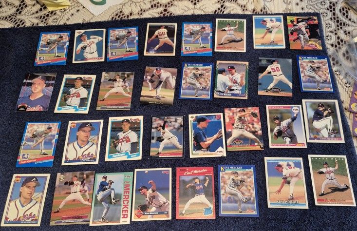 32 Kent Mercker Cards