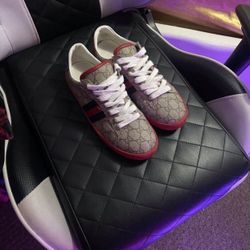 Designer Men Or Female Shoes Men Size 8 $180