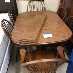 Oak Dining Table & 6 Chairs 