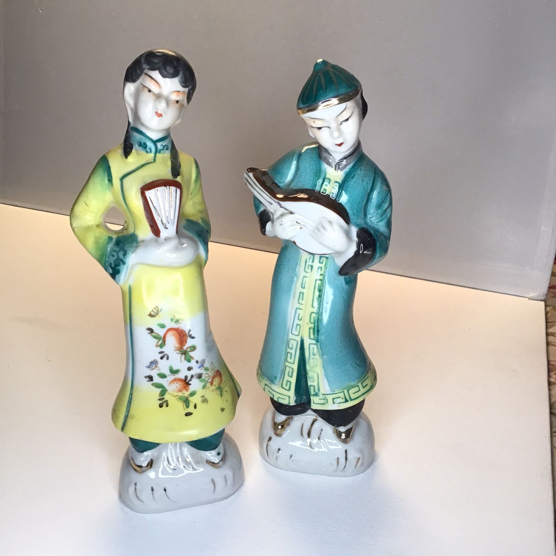 Vintage Chinese Couple Figurines: Woman with Fan, Man Playing Guitar