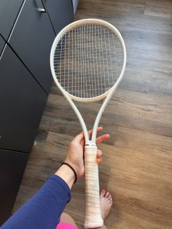 Wilson Shift Pro V1 tennis racket. Mint Condition!