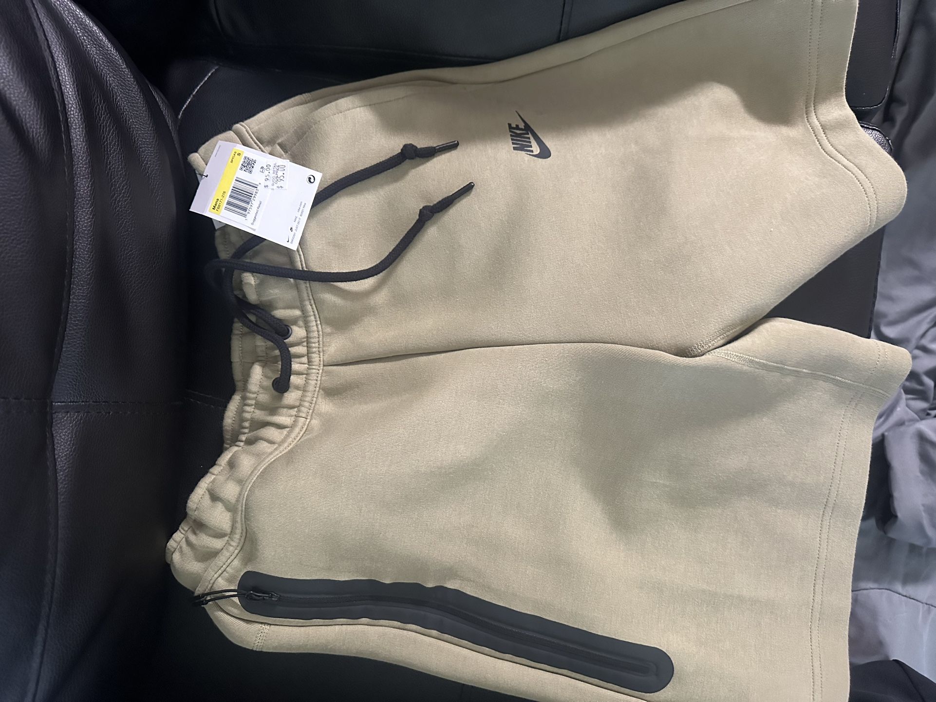 Nike Tech Shorts