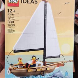 LEGO SAILBOAT ADVENTURE