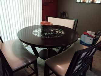 Dinning Table 