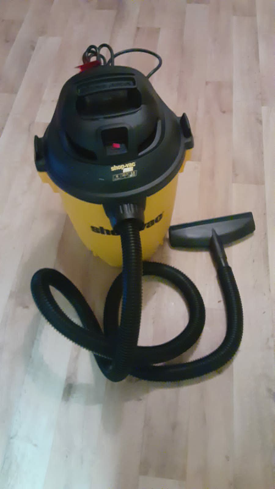 Vacuum cleaner works perfectly well. Used only once